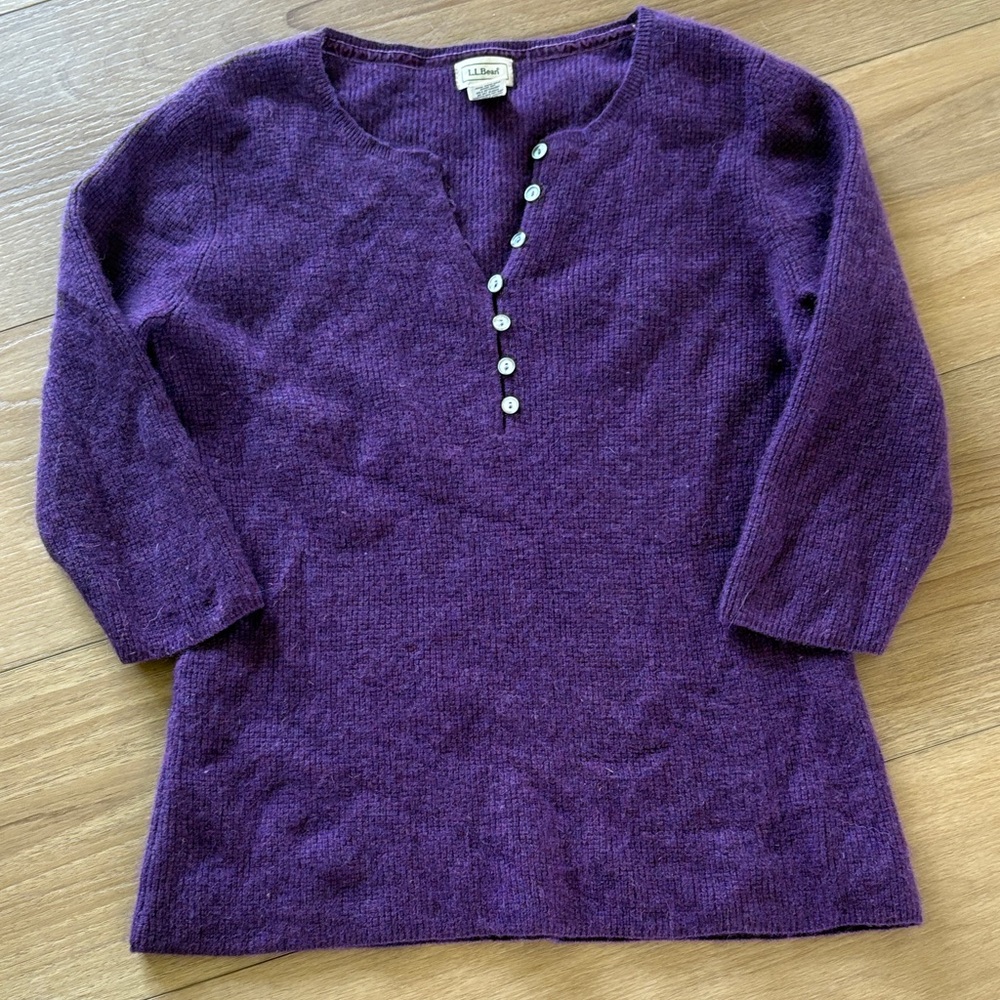 L.L. Bean Women's 100% Cashmere V-Neck Sweater in Deep Purple